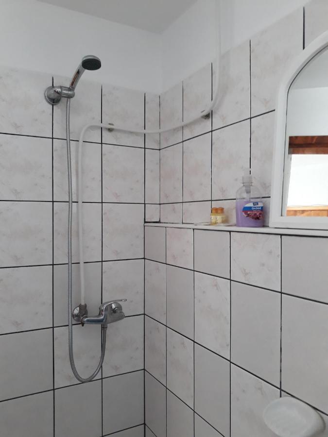 Стаи За Гости Лилови Smoljan Exterior foto